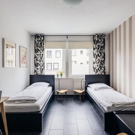 Centrally Located 2-Room Apartment Ганновер Екстер'єр фото