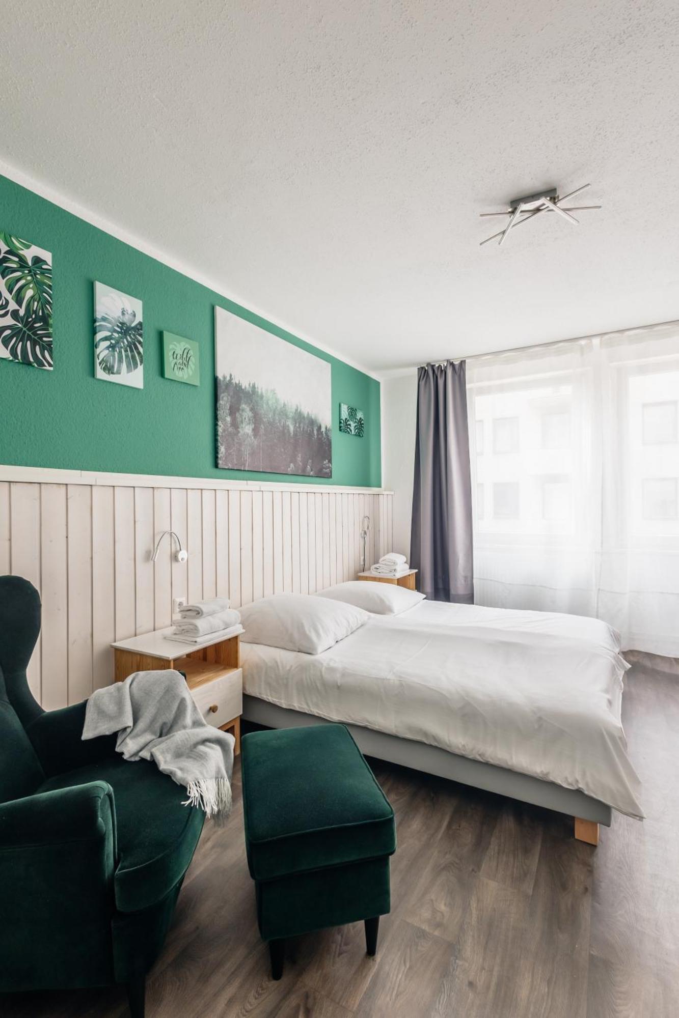 Centrally Located 2-Room Apartment Ганновер Екстер'єр фото